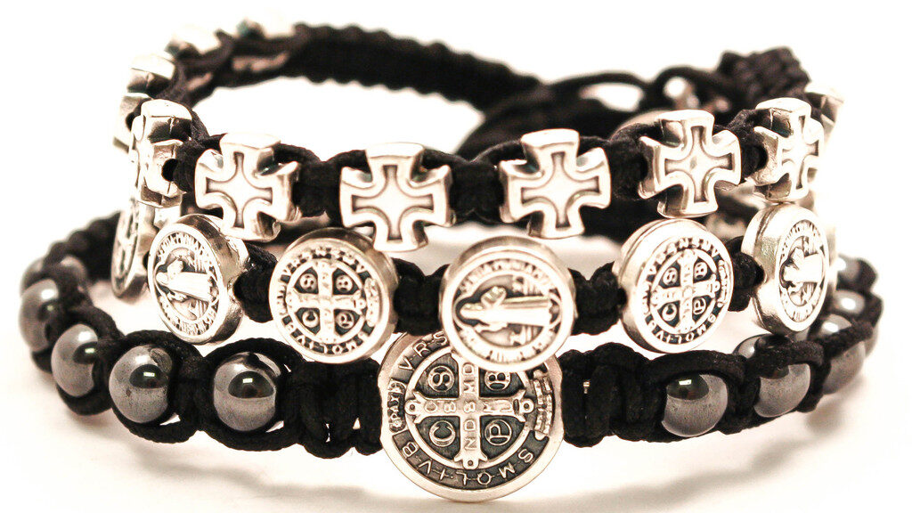 Divine Blessings Bracelet, Gold/Black/White main image 1