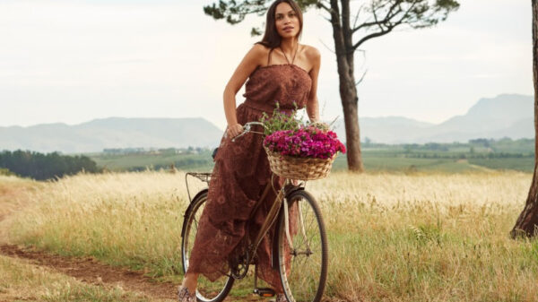 H&M Conscious Collection, Rosario Dawson, Yes to sustainable fabrics..