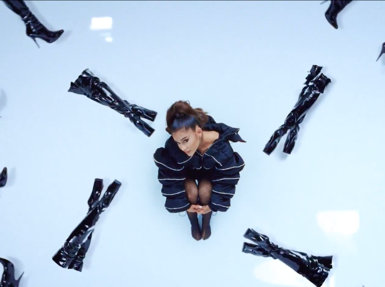 Ariana Grande, Black Platform Thigh 