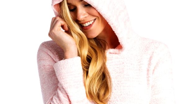 This Ultra Soft Marshmallow Hooded Lounger from SOFTIES is awesome.