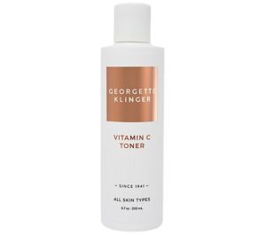 Brighten skin and fade sun spots, age spots, and acne marks with our multi-active Vitamin C Toner. Featuring a highly effective blend of Vitamin C rich ingredients, this toner visibly reduces hyperpigmentation and builds collagen for clear, firm skin. Kakadu Plum – one of the world’s richest sources of Vitamin C – works to form a defensive shield of antioxidants to protect your complexion against free-radicals, while Aloe, Witch Hazel, Watercress, and Elderflower Extracts feed and calm skin, removing excess oil, dirt, makeup, and pollutants. The end result – visibly brighter, healthier looking skin. - Clarifies troubled, uneven skin - Brightens dull skin tone - Helps control excess oil - Purifies deep inside pores - Calms redness - Fades dark spots - Fights daily UV damage - Made in USA - Cruelty free - Paraben free - Dye free