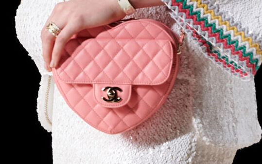 channel pink 2022 handbags